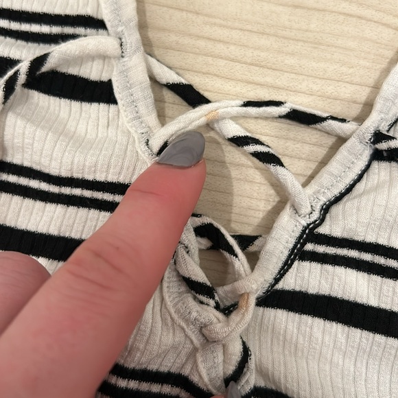 Tillys white and black striped halter stretchy full tilt brand size large NWT - Picture 7 of 11